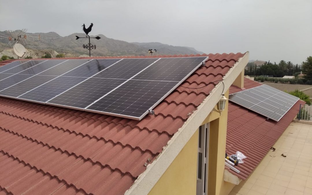 Instalación de placas solares vivienda unifamiliar en Tercia, Lorca